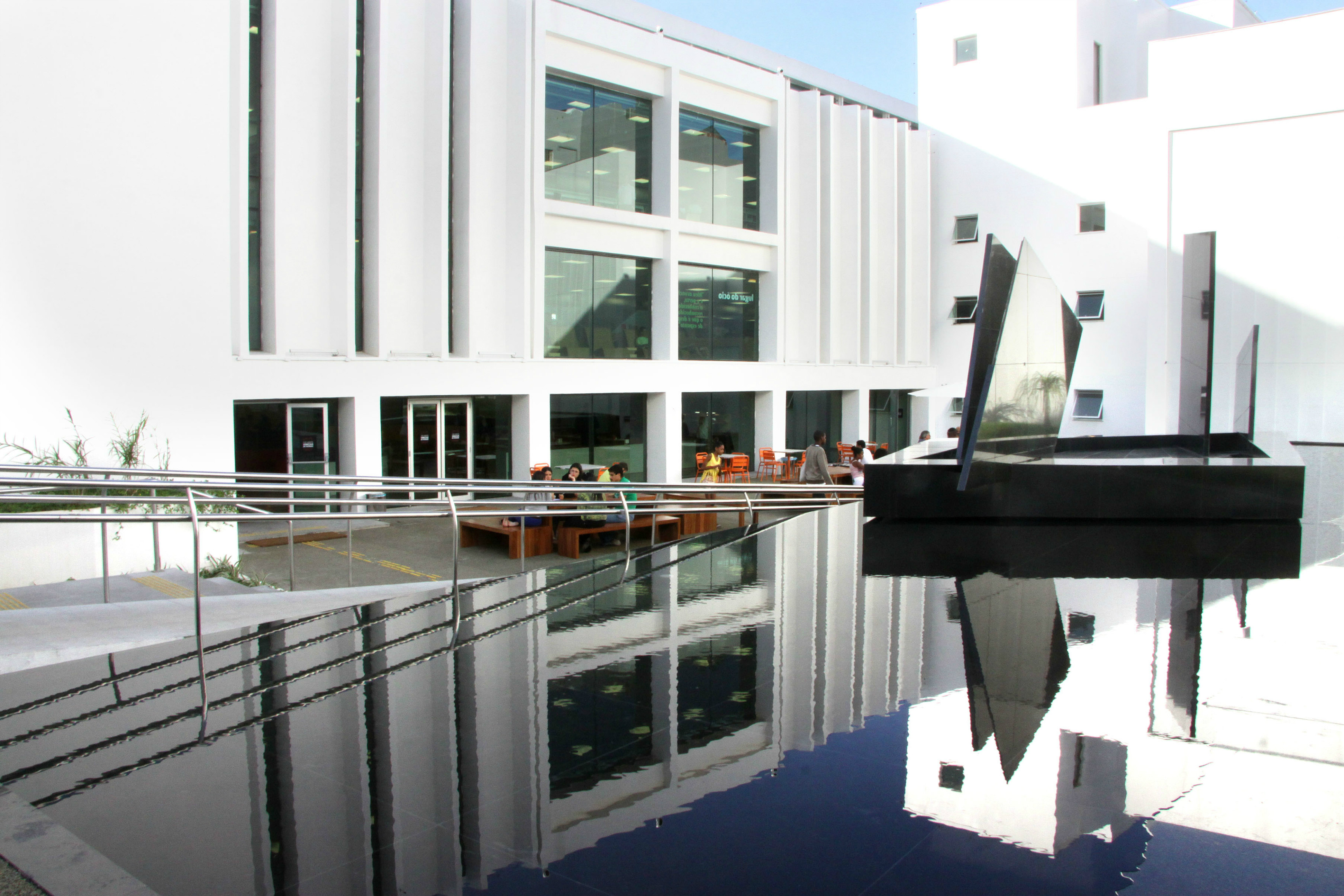 Foto de Biblioteca Parque Estadual