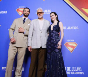 Elenco de Superman no Rio de Janeiro durante evento no Cine Odeon