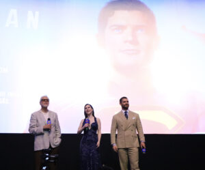 Elenco de Superman no Rio de Janeiro durante evento no Cine Odeon